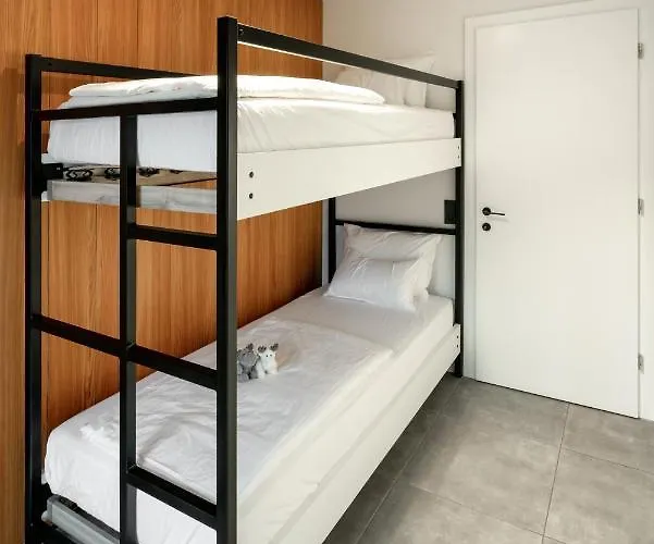 B-lodge Kaernten בית נופש