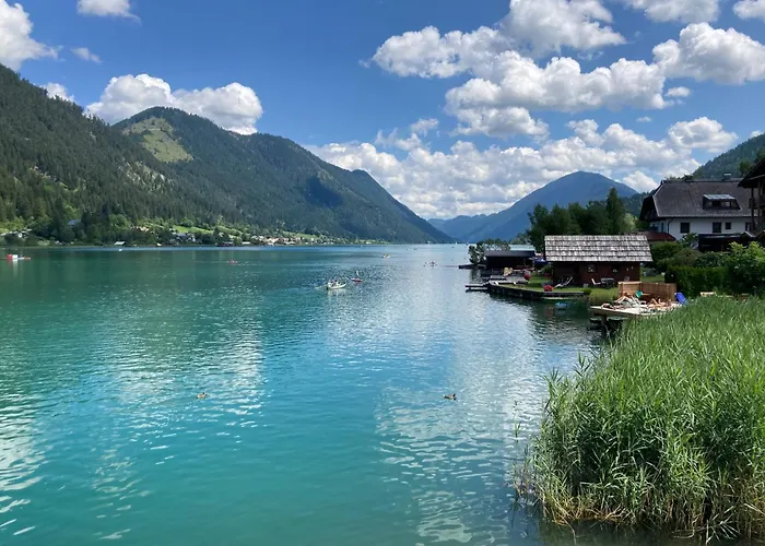 B-lodge Kaernten בית נופש